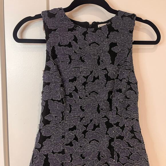 Alice + Olivia Blue Floral Aplique Fonda Crew Sleeveless Fit and Flare Dress 0 - Picture 6 of 14